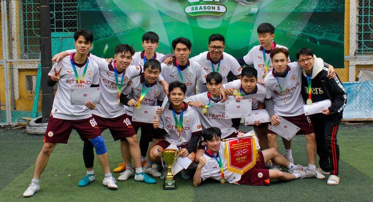 Neu League S3 - Football